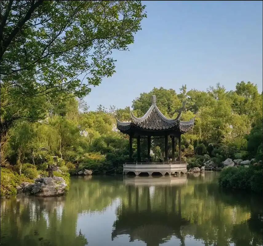 雷州彩虹土建有限公司